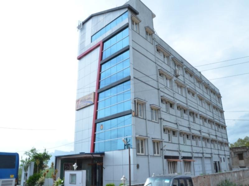7 Hills Inn Tirupati Eksteriør bilde